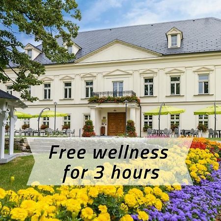 Zamecek Petrovice Hotel Petrovice u Karviné Eksteriør billede