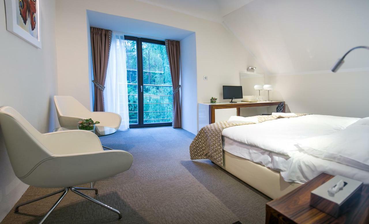Zamecek Petrovice Hotel Petrovice u Karviné Eksteriør billede